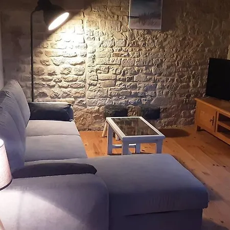 Holiday home Proche De Bayeux, Pres Des Plages Du Debarquement, A La Campagne *