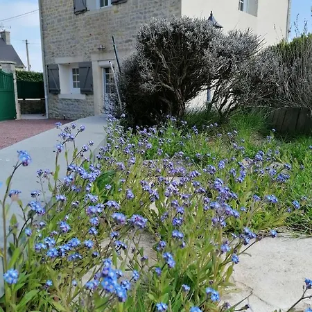 Holiday home Proche De Bayeux, Pres Des Plages Du Debarquement, A La Campagne *
