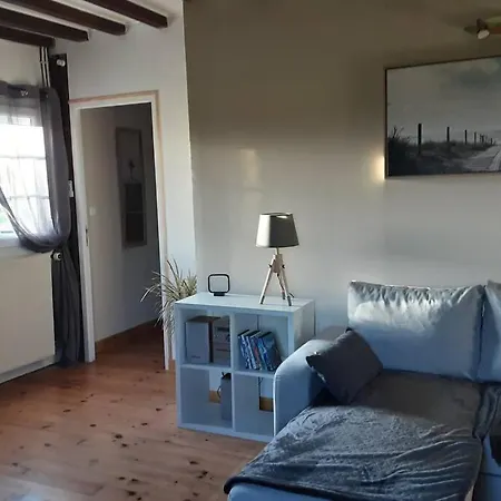 Holiday home Proche De Bayeux, Pres Des Plages Du Debarquement, A La Campagne *